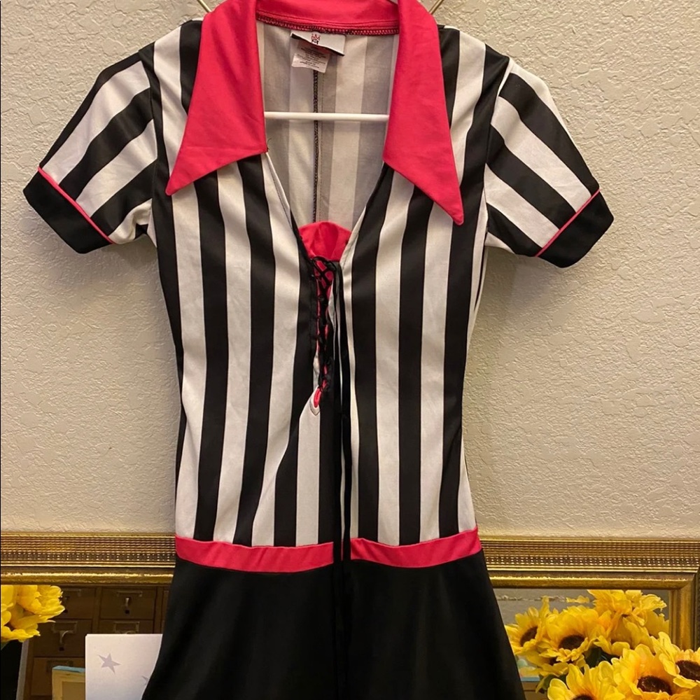 Incharacter pirate costume size medium